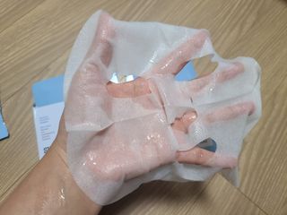 [아이오유] 수퍼 아쿠아 모이스트 마스크팩(10매) — 4점을 준 리뷰어가 2022년 6월 올린 사용 사진
