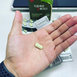 클린24시간 지중해로 쏙빠지다 1SET (800mg*60정) — 5점을 준 리뷰어가 2022년 10월 올린 사용 사진