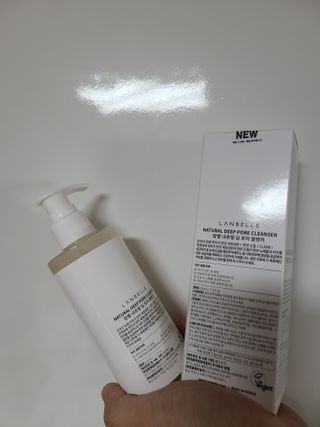 랑벨 내츄럴 딥 포어 클렌저 210ml (저자극 약산성 천연 클렌징 젤) — 5점을 준 리뷰어가 2022년 3월 올린 사용 사진