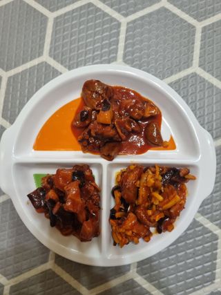 자연풍미 문어직화볶음 3종 (불고기, 불곱창, 치즈불닭) — 4점을 준 리뷰어가 2022년 6월 올린 사용 사진