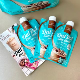 달달슬림쉐이크 [블로그]달달슬림 맛있는 단백질 쉐이크 파우치 다이어트 식사대용 프로틴 파우더 보충제 — 5점을 준 리뷰어가 2025년 10월 올린 사용 사진
