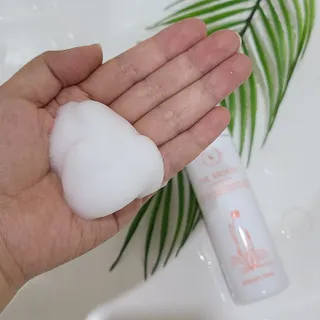 MF프리 [닥터문] 유산균 락토케어 질경초 여성청결제 200ml (폼타입) — 5점을 준 리뷰어가 2022년 9월 올린 사용 사진
