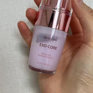 나우 [리브엠] 123억개 엑소좀으로 채운 눈부신 광채, 엑소코어 화이트닝 텐션 앰플 — 4.5점을 준 리뷰어가 2023년 6월 올린 사용 사진