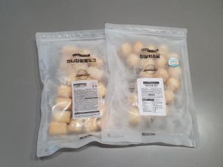 Dog&Ball 독앤볼 [Dog&Ball] 미니찹쌀볼도그 찹쌀치즈볼 — 4.5점을 준 리뷰어가 2021년 8월 올린 사용 사진