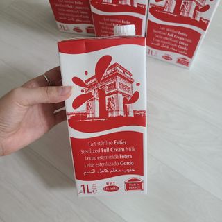 락티노브 프랑스에서 온 프리미엄 우유 래드바쉬 멸균우유 1L x 4개 — 5점을 준 리뷰어가 2021년 11월 올린 사용 사진