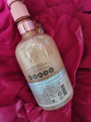 벨먼 내추럴스파 수분광채 스크럽 바디워시 600ml 5종 — 5점을 준 리뷰어가 2022년 5월 올린 사용 사진