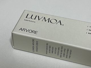 러브모아 향수 고체향수 승무원 고체향수 바르는 향수 니치향수 도손 우드세이지 앤 씨솔트 — 5점을 준 리뷰어가 2022년 12월 올린 사용 사진