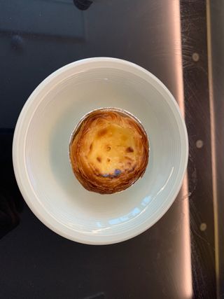 디앙뜨 포르투갈 에그타르트 오리지널 맛+패션후르츠+초콜릿타르트 맛 중 택1 — 5점을 준 리뷰어가 2021년 8월 올린 사용 사진
