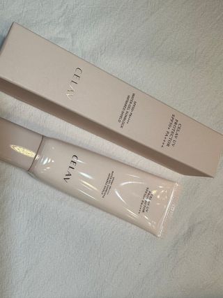 프리마인 선크림만 바꿨을 뿐인데 매일 물 2L챙겨먹고 기초케어 완벽하게 한 물빛피부 완성,셀라브UV프로텍터 — 3.5점을 준 리뷰어가 2023년 7월 올린 사용 사진