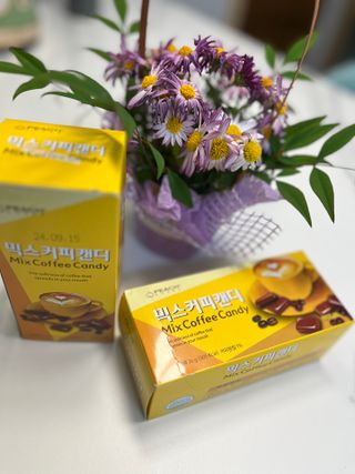 (주) 피치코리아 믹스커피캔디76g x2개입 — 5점을 준 리뷰어가 2022년 11월 올린 사용 사진