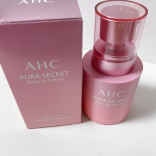 AHC 아우라 시크릿 톤업 벨벳 — 5점을 준 리뷰어가 2021년 4월 올린 사용 사진
