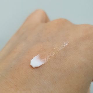 러브모아 향수 고체향수 승무원 고체향수 바르는 향수 니치향수 도손 우드세이지 앤 씨솔트 — 5점을 준 리뷰어가 2022년 11월 올린 사용 사진