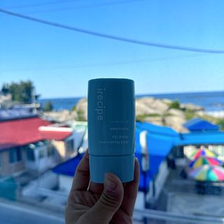 아이레시피 마일드 히알루로닉 모이스트 업 선스크린 SPF50+ PA++++ — 5점을 준 리뷰어가 2023년 6월 올린 사용 사진