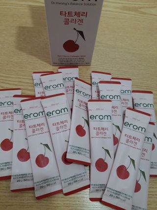 이롬 erom 타트체리 콜라겐 — 5점을 준 리뷰어가 2021년 4월 올린 사용 사진