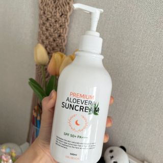 [닥터문] 프리미엄 알로에베라 선크림 500ml — 5점을 준 리뷰어가 2022년 6월 올린 사용 사진