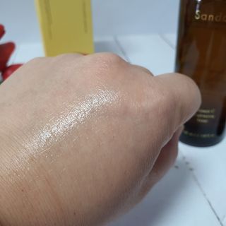 스킨큐어 산다화 비타민c 화이트닝 토너 150ml — 5점을 준 리뷰어가 2021년 12월 올린 사용 사진
