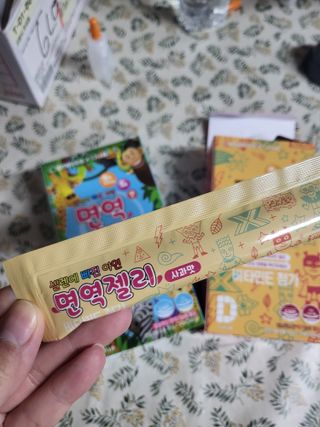 다나음 셀렌에 빠진 아연면역젤리 열대과일맛+사과맛 — 3.5점을 준 리뷰어가 2023년 6월 올린 사용 사진