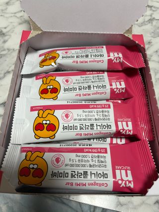 일동제약 마이니 마이니 늘씬날씬 콜라겐 세트 — 4점을 준 리뷰어가 2021년 2월 올린 사용 사진