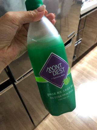 몽베스트 Montbest with Sparkling water Lime20병 — 5점을 준 리뷰어가 2021년 10월 올린 사용 사진