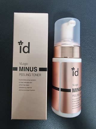 아이디플라코스메틱 아이디 브이로직 마이너스 필링 토너 110ml — 5점을 준 리뷰어가 2022년 1월 올린 사용 사진