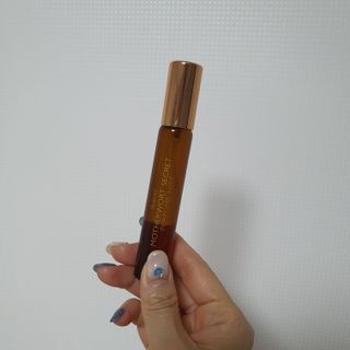 브에노 마더워트 시크릿 퍼퓸 미스트 — 5점을 준 리뷰어가 2021년 6월 올린 사용 사진