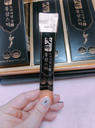 헬스업_천명진프리미엄홍삼스틱_10ml x 30포 — 5점을 준 리뷰어가 2021년 2월 올린 사용 사진