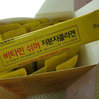 자연에온 경남제약 비타민 쉬머 저분자콜라겐 20g x 30포 — 5점을 준 리뷰어가 2021년 12월 올린 사용 사진