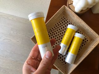 [슬림드랍 레몬맛] 건기식 다이어트 보조제 겸 비타민 — 5점을 준 리뷰어가 2022년 1월 올린 사용 사진