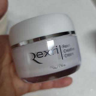 렉스리 크리에이티브 크림  Rexri Creative Cream — 5점을 준 리뷰어가 2022년 6월 올린 사용 사진