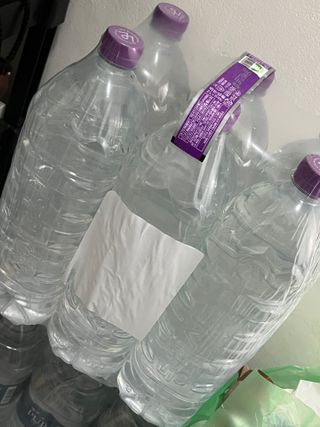 몽베스트위드어스[무라벨] 2L_6입_2Pack — 3점을 준 리뷰어가 2022년 1월 올린 사용 사진