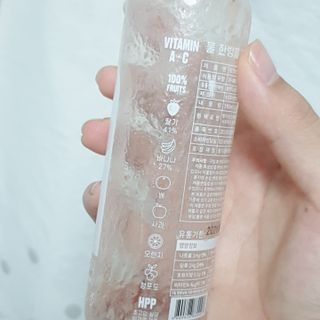 BLENDY'S 핑크 스무디+블론디 스무디 — 5점을 준 리뷰어가 2021년 9월 올린 사용 사진