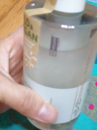 [후르디아] 눈시림없는 올영 립앤아이 리무버 — 5점을 준 리뷰어가 2024년 2월 올린 사용 사진