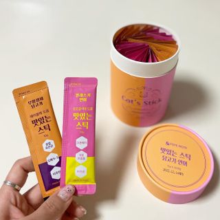 페페로니 맛있는 스틱 - 무항생제 닭고기 15개 + 알래스카 연어 15개 — 5점을 준 리뷰어가 2021년 8월 올린 사용 사진