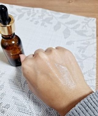 스킨큐어 산다화 비타민c 화이트닝 에센스 30ml — 5점을 준 리뷰어가 2023년 10월 올린 사용 사진