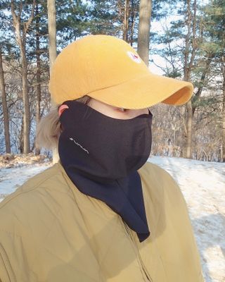 [AVAVE] 어베이브 올인원히트 스포츠 골프 방한 넥워머 마스크 — 5점을 준 리뷰어가 2024년 1월 올린 사용 사진