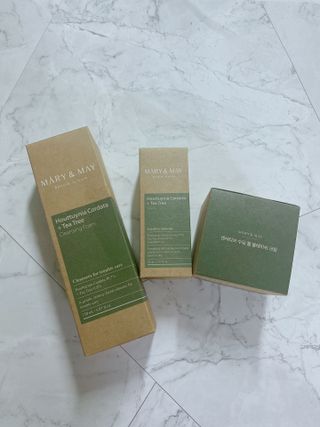 마리엔메이 센서티브 수딩 젤 크림 + 어성초 티트리 추출물 세럼 + 어성초 티트리 모공 클렌징 폼 — 5점을 준 리뷰어가 2021년 9월 올린 사용 사진