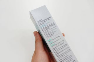 리더스코스메틱 리더스 카밍 바이오틱스 선 에센스 SPF 50+ PA++++ — 3점을 준 리뷰어가 2022년 8월 올린 사용 사진