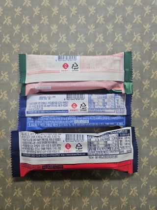 이지프로틴바 3종x각 2ea (고단백질바, 멀티단백질바, 식물성단백질바) — 5점을 준 리뷰어가 2024년 3월 올린 사용 사진