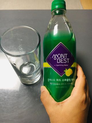 몽베스트 Montbest with Sparkling water Lemon OR Lime 20병(랜덤) — 5점을 준 리뷰어가 2021년 10월 올린 사용 사진