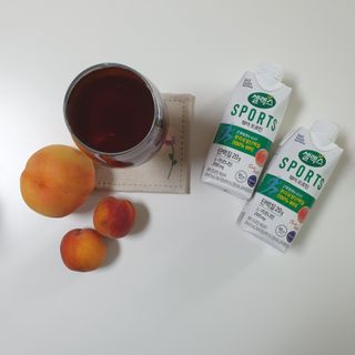 셀렉스스포츠 셀렉스 스포츠 웨이 프로틴 복숭아_ 330ml x 12팩 — 5점을 준 리뷰어가 2021년 8월 올린 사용 사진
