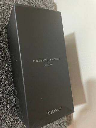 르핸스 퍼포밍 5 샴푸 비반트 포렛/베티버 포그 — 3점을 준 리뷰어가 2022년 12월 올린 사용 사진
