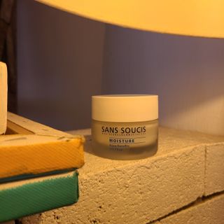 산수시 아쿠아 베네핏 24h 수부지 물광 속건조 수분크림 50ml — 5점을 준 리뷰어가 2021년 7월 올린 사용 사진