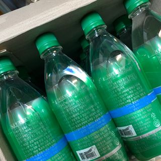 몽베스트 Montbest with Sparkling water Plain 20병 — 5점을 준 리뷰어가 2021년 11월 올린 사용 사진