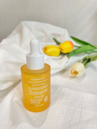 체르엠 스템앤셀 비타민 브라이트닝 에센스 30ml 1개 — 5점을 준 리뷰어가 2022년 2월 올린 사용 사진