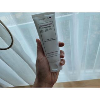 셀프 모이스처라이징 프로텍션 크림 셀프 모이스처라이징 프로텍션크림 — 4점을 준 리뷰어가 2022년 4월 올린 사용 사진