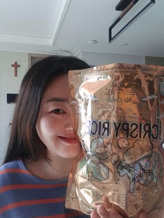 미즈꼬레아 치즈맛 누룽지크리스피 — 5점을 준 리뷰어가 2022년 3월 올린 사용 사진