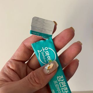[유산균] 오마이락 장편한습관 프로바이오틱스 30P — 5점을 준 리뷰어가 2022년 11월 올린 사용 사진