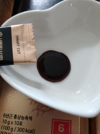 서울약사신협_투데이홍삼정플러스스틱_10g x 30포 — 5점을 준 리뷰어가 2021년 6월 올린 사용 사진