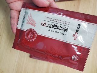 힘내라김홍삼 홍삼활력진 50ml x 5포 — 5점을 준 리뷰어가 2021년 4월 올린 사용 사진
