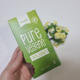 당류2g 자일리톨로 단맛을낸 슈카 퓨어비건 무설탕초콜릿 Xucker vegan 2개입 — 5점을 준 리뷰어가 2021년 4월 올린 사용 사진